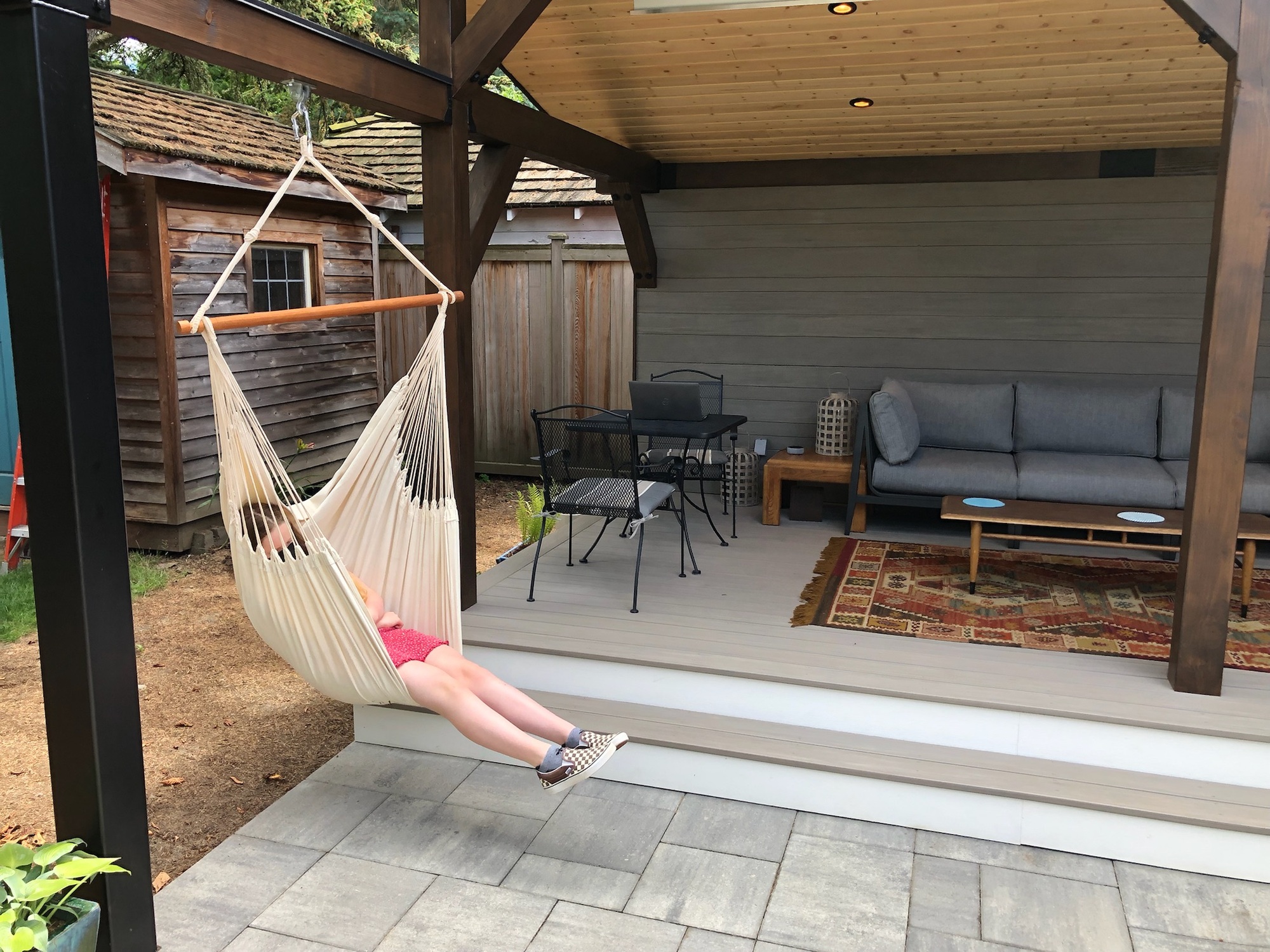 The Perfect Outdoor Living Room in Seattle - Photo 5