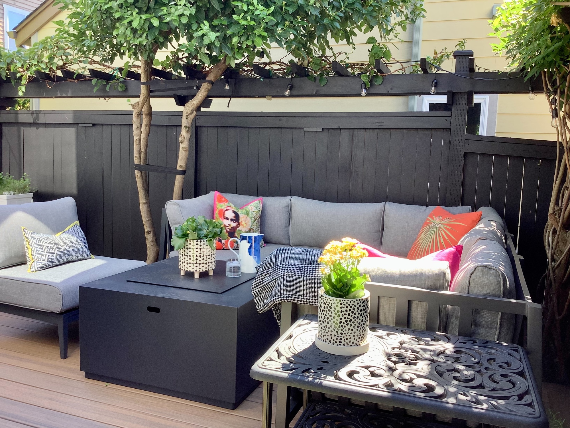 Small Space, Big Living in Kirkland, WA - Photo 2