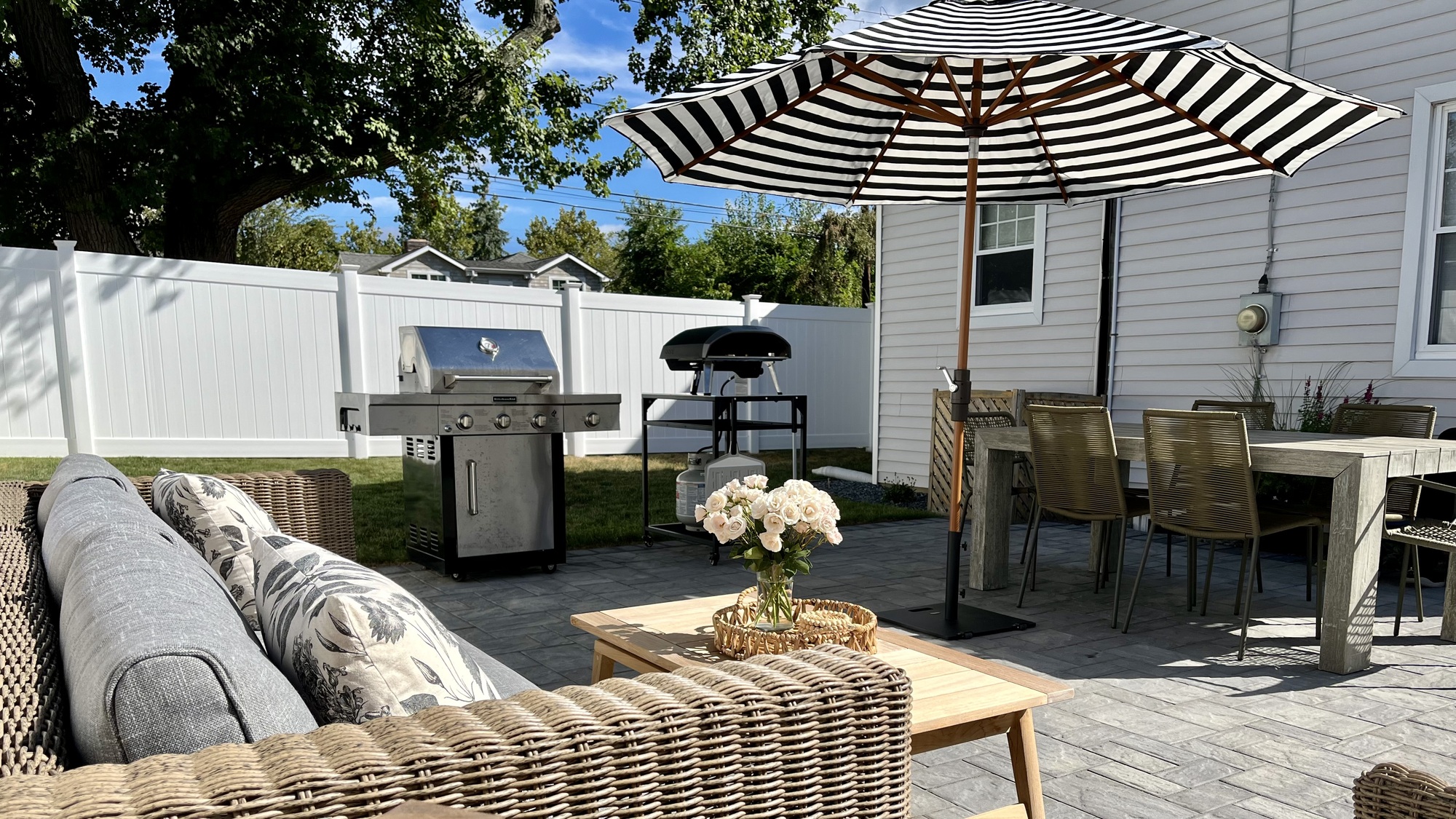 A Social Setting in Stamford, CT - Photo 6