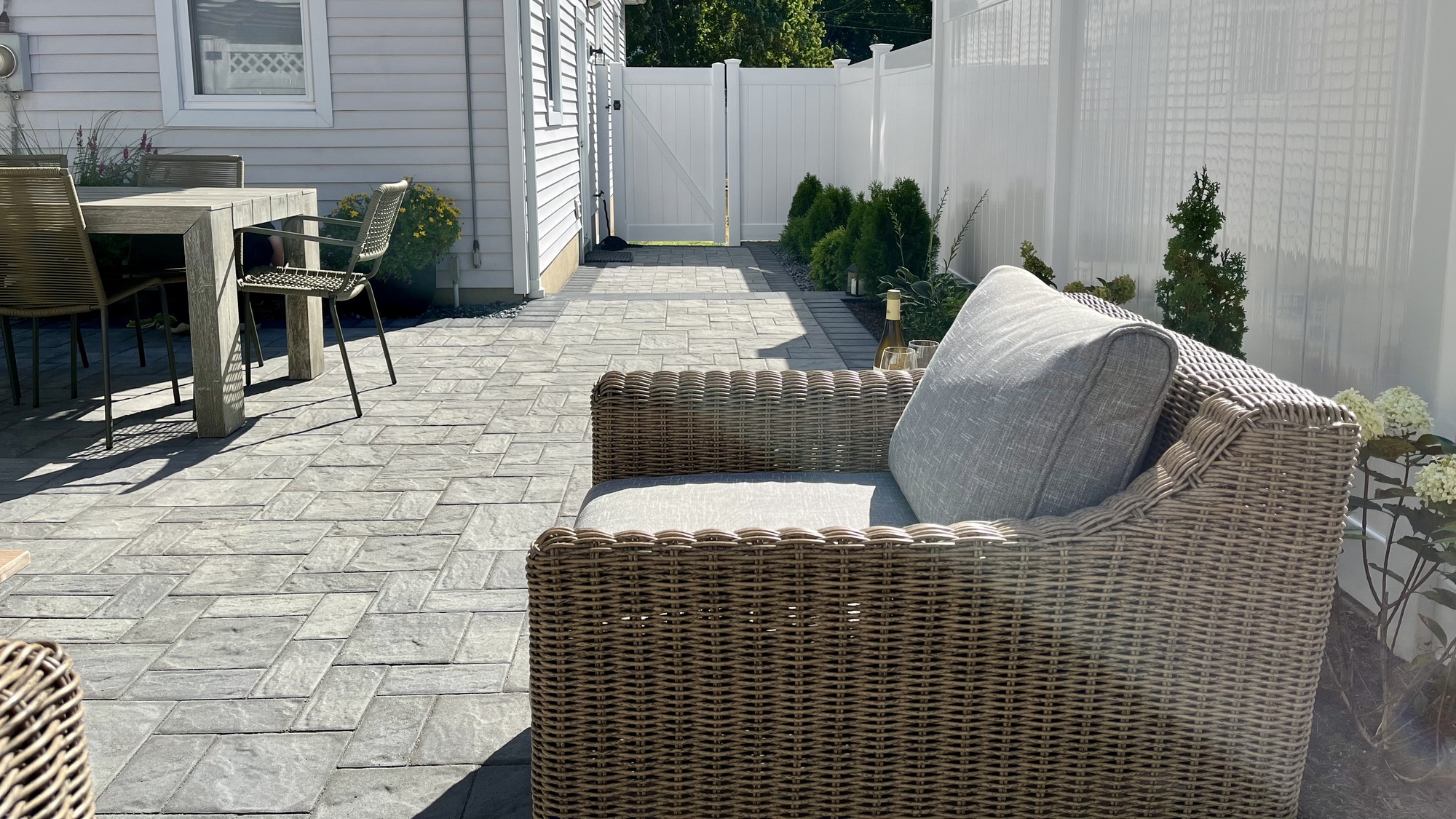 A Social Setting in Stamford, CT - Photo 7