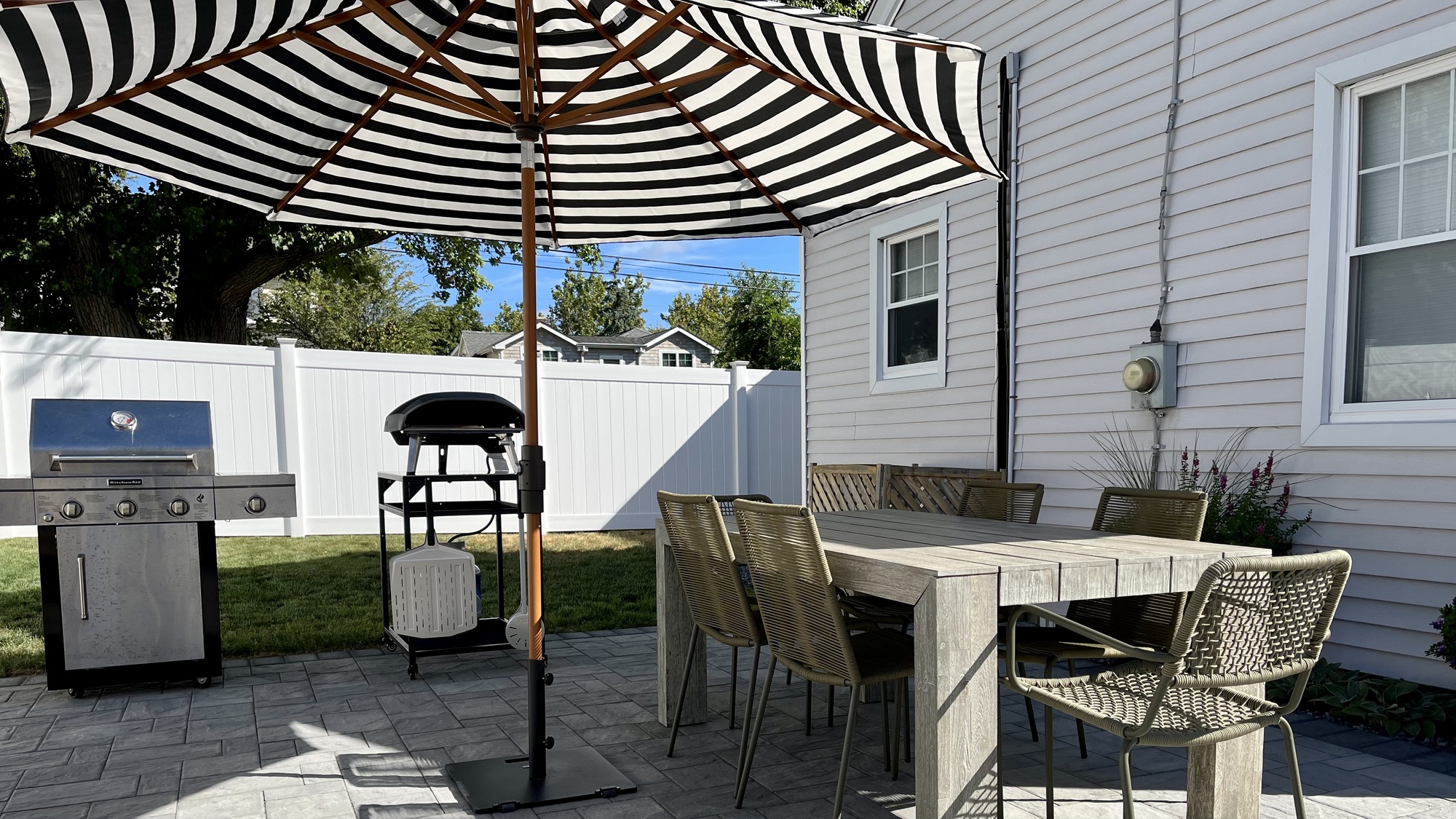 A Social Setting in Stamford, CT - Photo 8