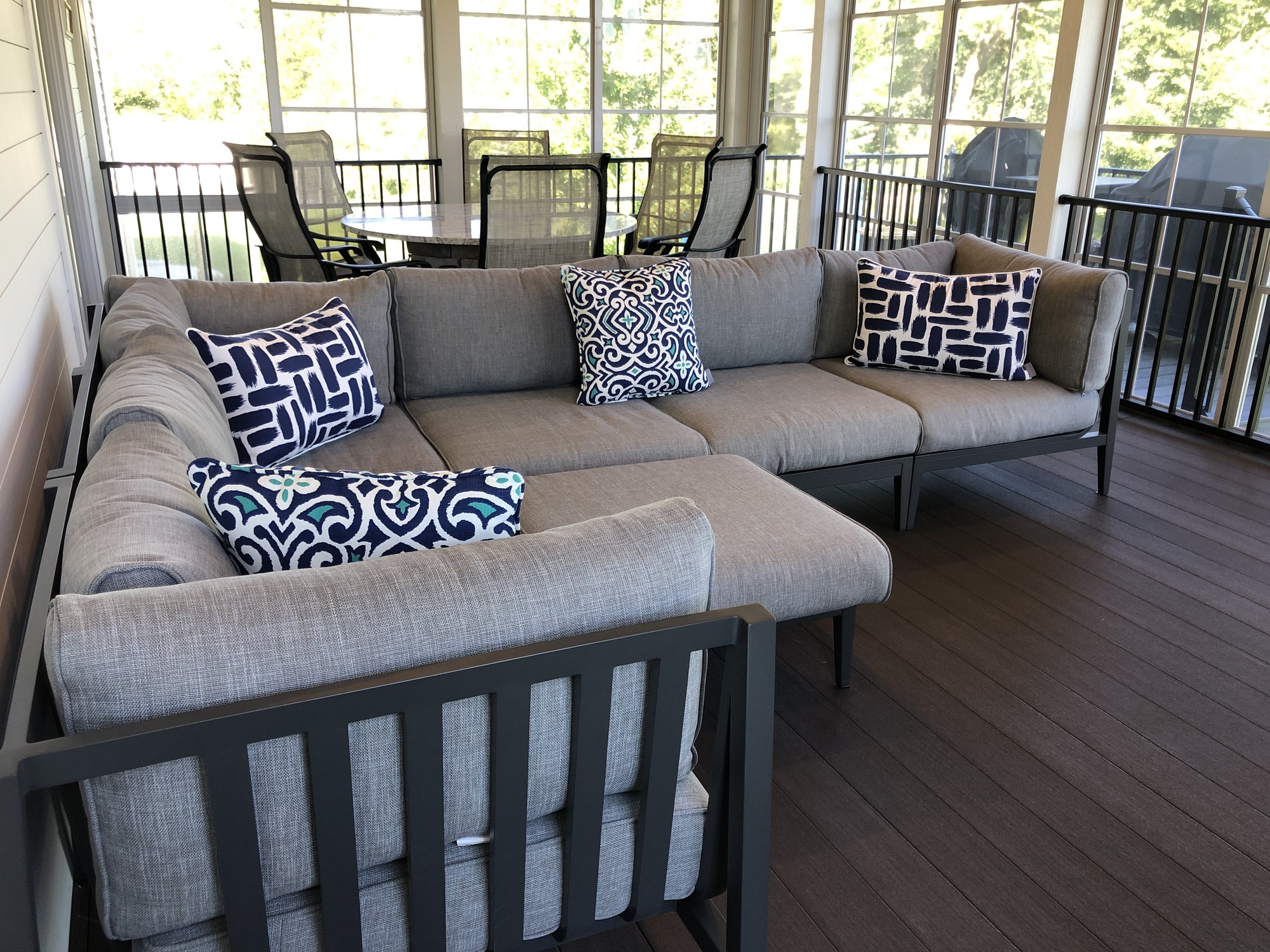  A Relaxing Outdoor Living Room in Victoria, MN - Photo 2