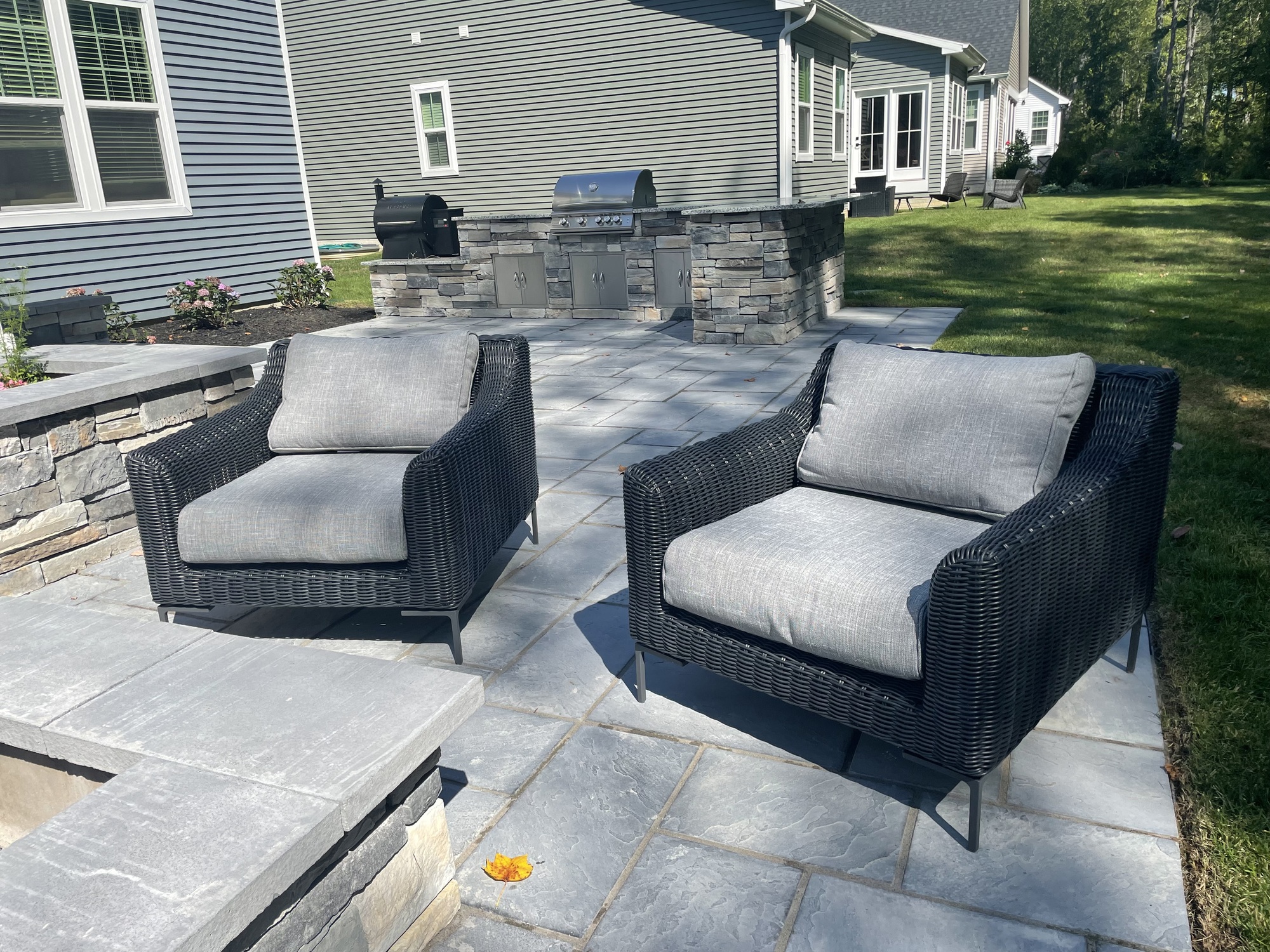 A Family’s Newly Renovated Coastal Backyard - Photo 1