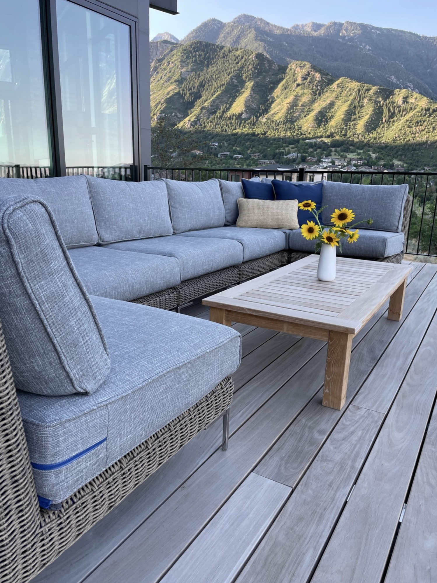 A Spacious Multi-Level Backyard with Views - Photo 6