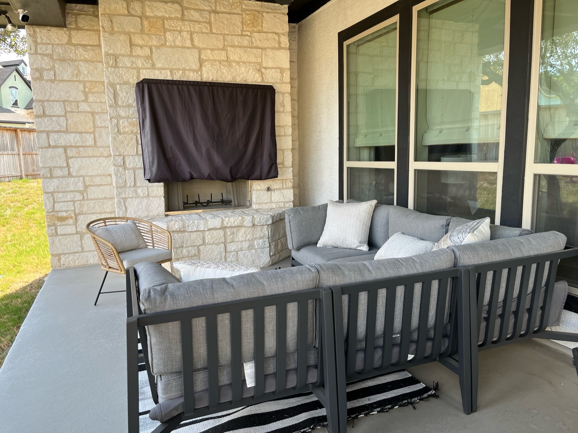 A Physician’s Cozy, Welcoming Backyard in San Antonio - Photo 4