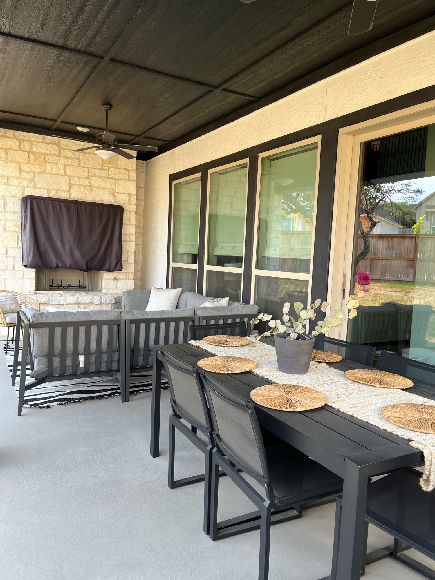 A Physician’s Cozy, Welcoming Backyard in San Antonio - Photo 6