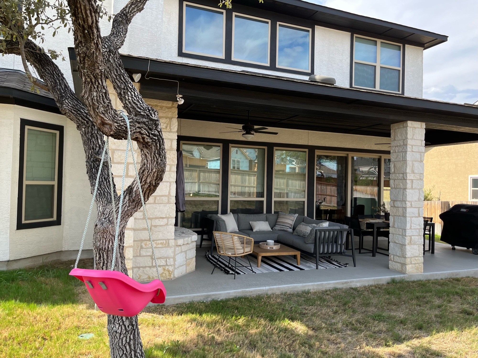 A Physician’s Cozy, Welcoming Backyard in San Antonio - Photo 9